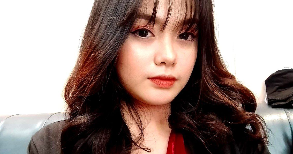 Tôi có thể quan hệ tình dục tại nơi làm việc, quầy lễ tân rất nóng bỏng
